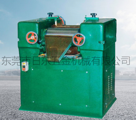 三輥研磨機5